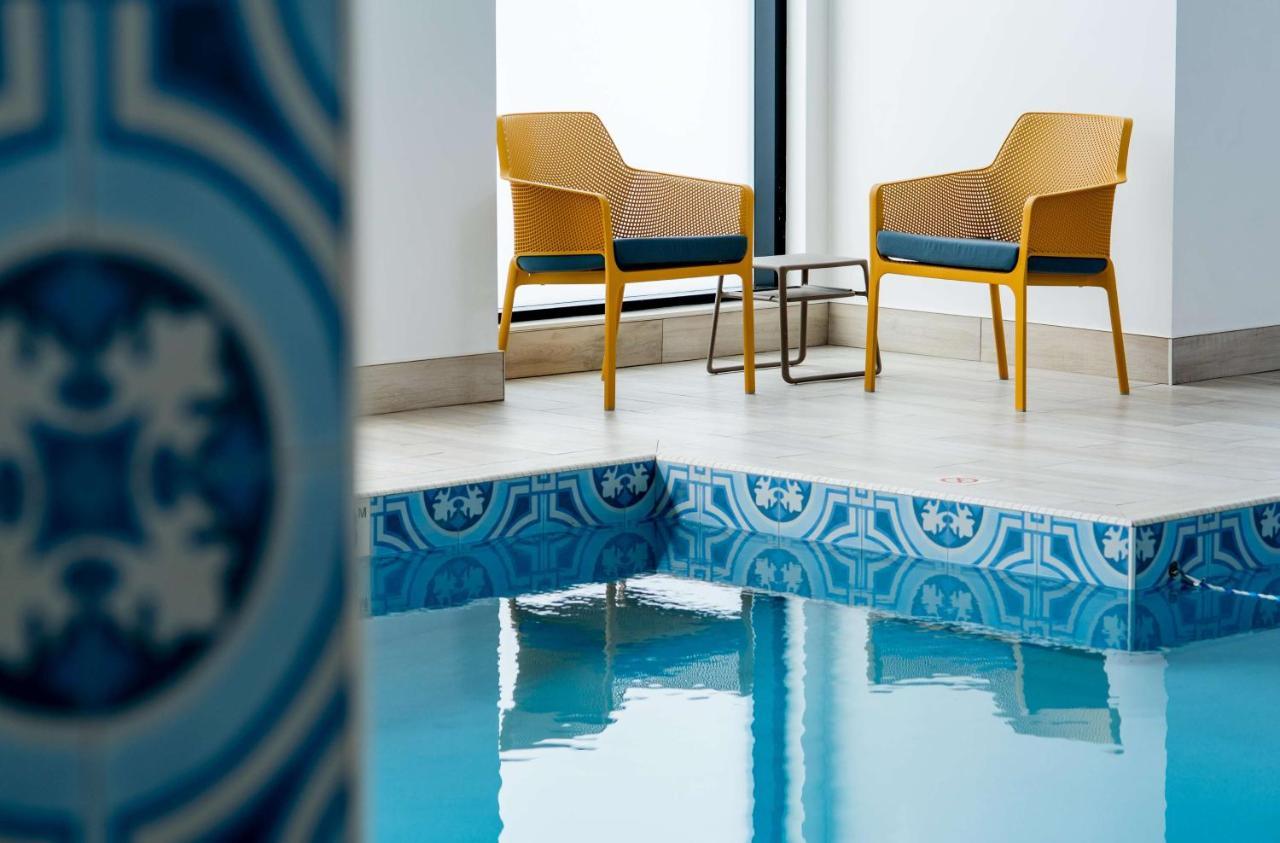 Hilton Garden Downtown, Nb 3*